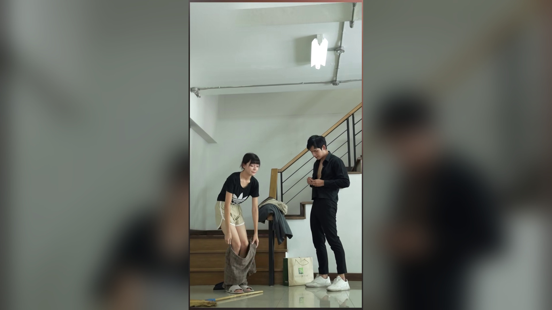 T0910439 ค ดย งไงอย ด ๆไม ว าด ไปยกกางเกงของแม บ านบร ษ ทพ น องไทย !!! เพ อนบ